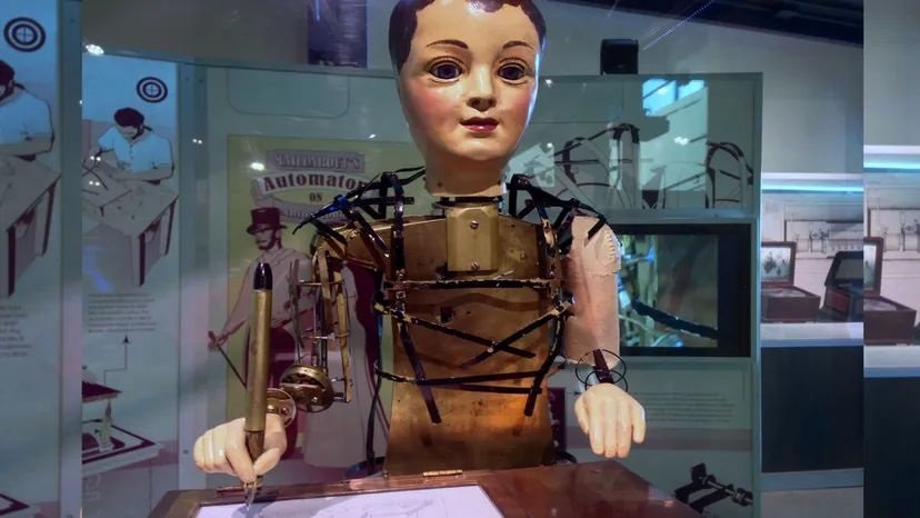 Zaman Yolcusu: 1800-1875 Dönemine Ait Verilerle Eğitilmiş Bir Dil Modelinin İncelenmesi