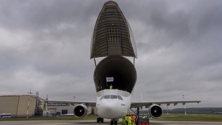 BelugaST 5’in Son Uçuşu: Tarihin Gövdesinde Bir Balina, Geleceğe İlham Veren Bir Eğitim Tası
