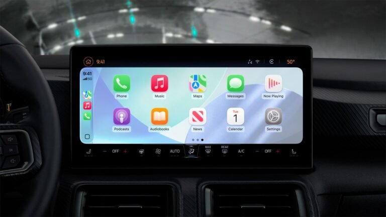 CarPlay Üzerinde Üçüncü Taraf Yapay Zeka Entegrasyonu: Claude, Gemini ve ChatGPT Geliyor