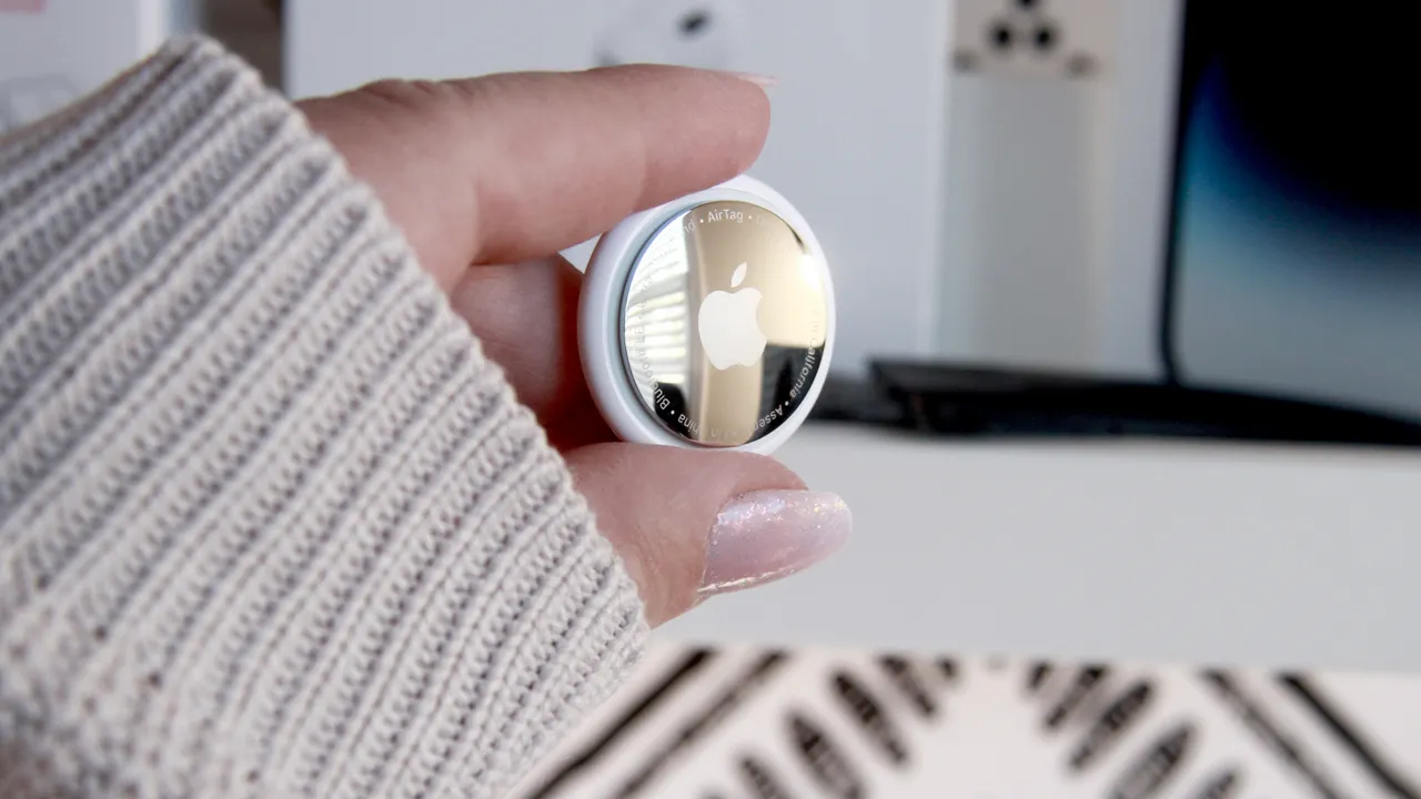 iFixit, AirTag Sökümünde Hoparlör ve Güvenlik Noktalarını Detaylandırıyor