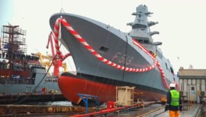 MİLGEM Projesinin 9. Gemisi Akdeniz’in Denizle Buluşması: TCG Akdeniz’in Törenle Suya İndirilişi