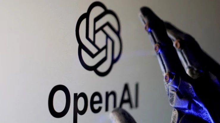 OpenAI’nin İlk Donanım Hamlesi: Dime Adlı AI Giyilebilir Kulaklıkla Pazar Girişine Hazırlık