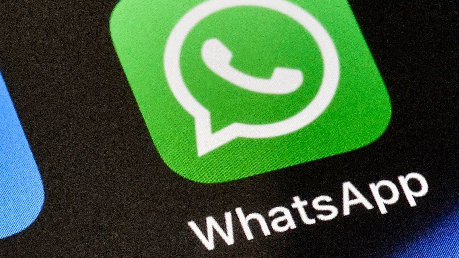 Rusya WhatsApp’a Yönelik Engellemeyi Sınırlandırırken Devlete Ait Gözetim İçin Mesajlaşma Uygulamalarını Öne Çıkarmayı Hedefliyor