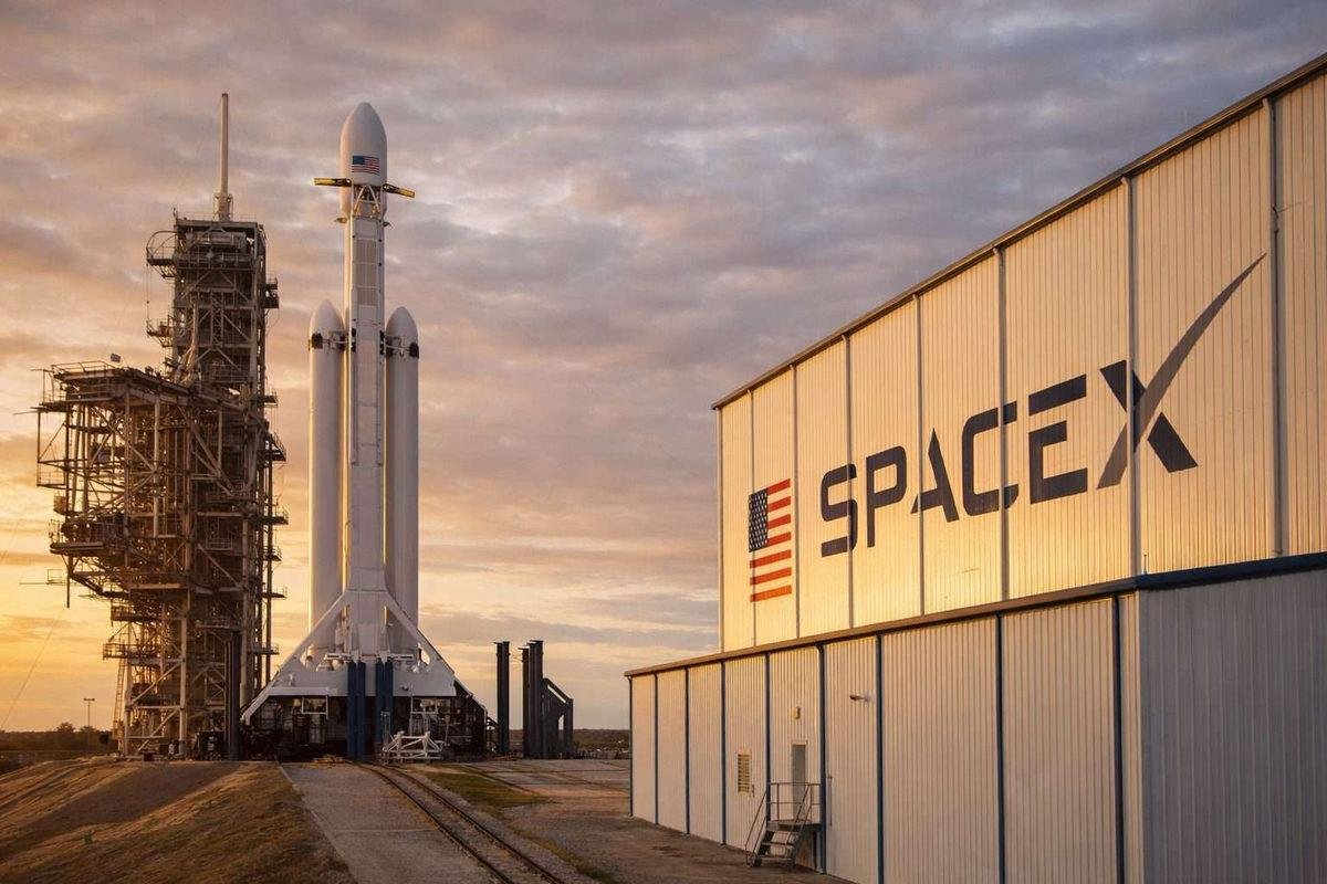 SpaceX’in Yörüngede 1 Milyon Veri Merkezi Planı ve Gözlenen Riskler