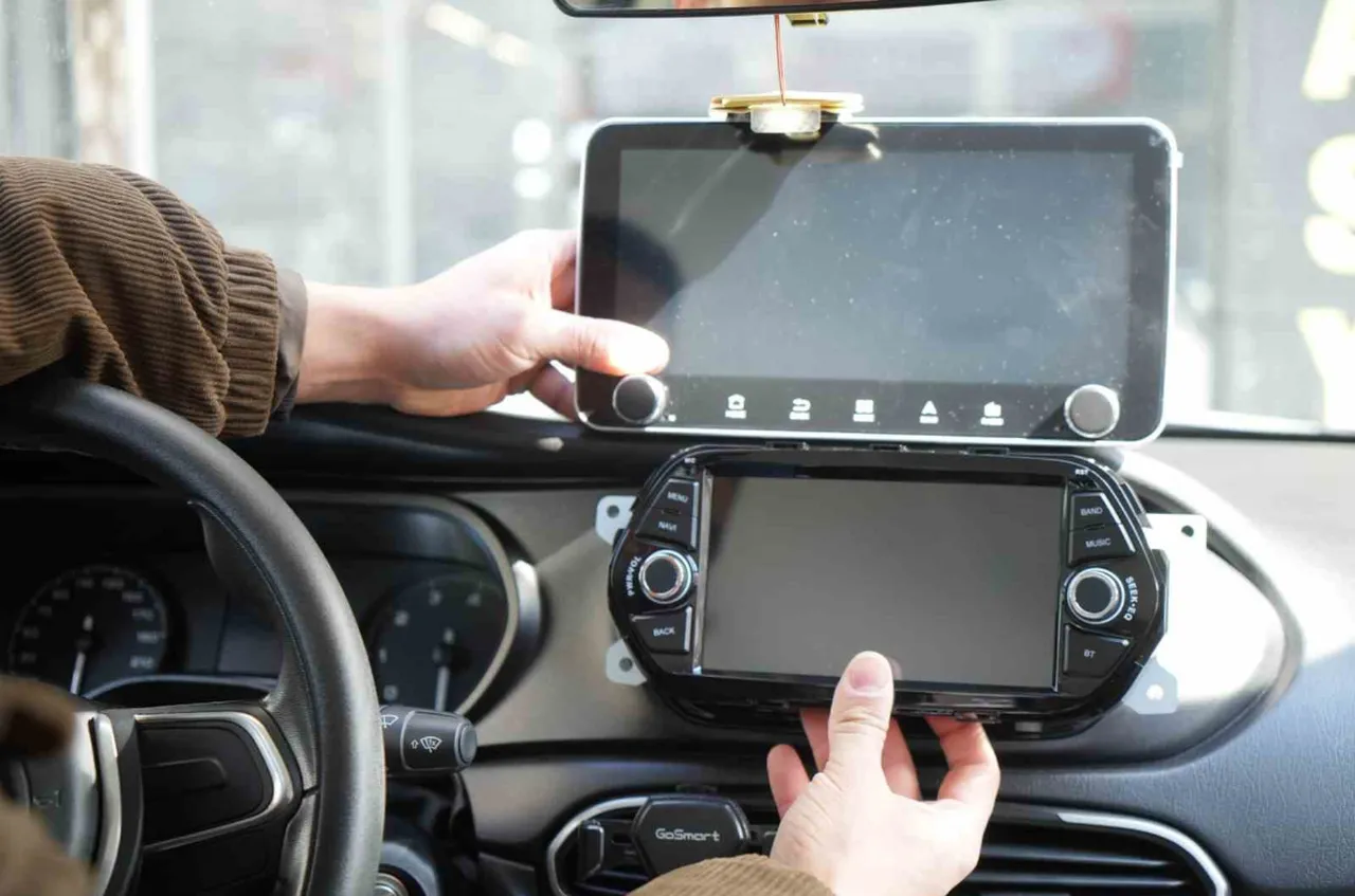 Araç İçi Multimedya Ekranları İçin Yeni Düzenleme ve Geçici Tedbirler