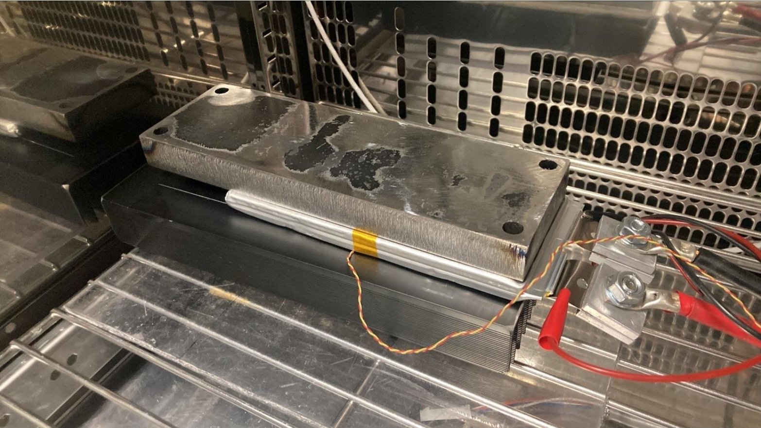 Donut Lab’ın Katı Hal Bataryası: 100°C’te Deşarj ve Kapasite Artışı İlk Bulgular