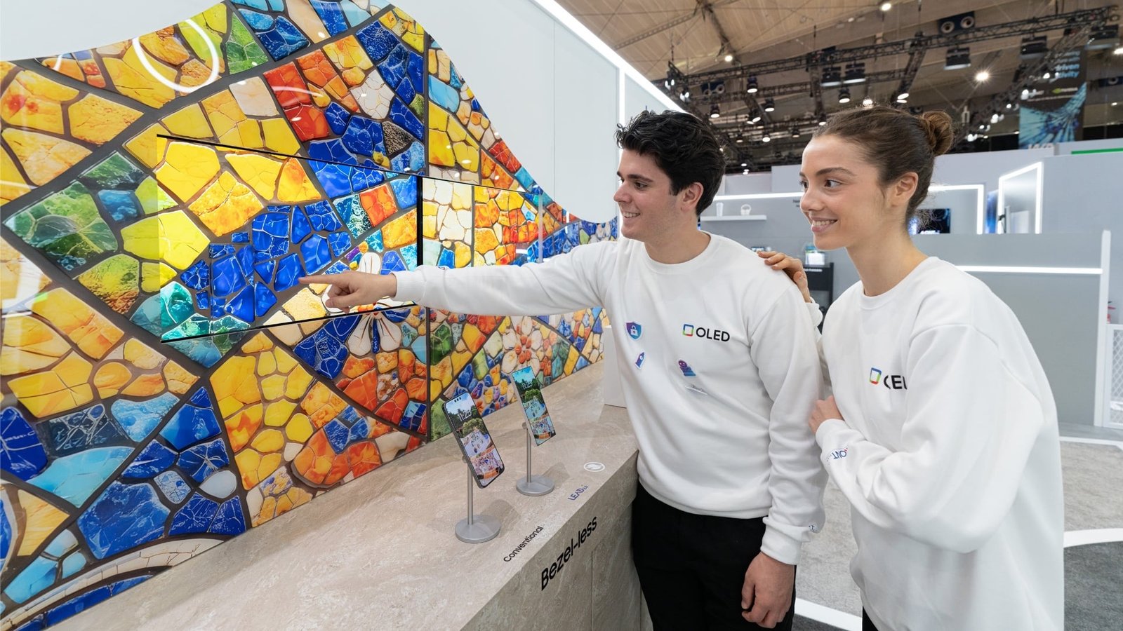 Görüntü Teknolojilerinde Öncü OLED Yenilikleri: Flex Magic Pixel ve Bezel-less Genişlemesi