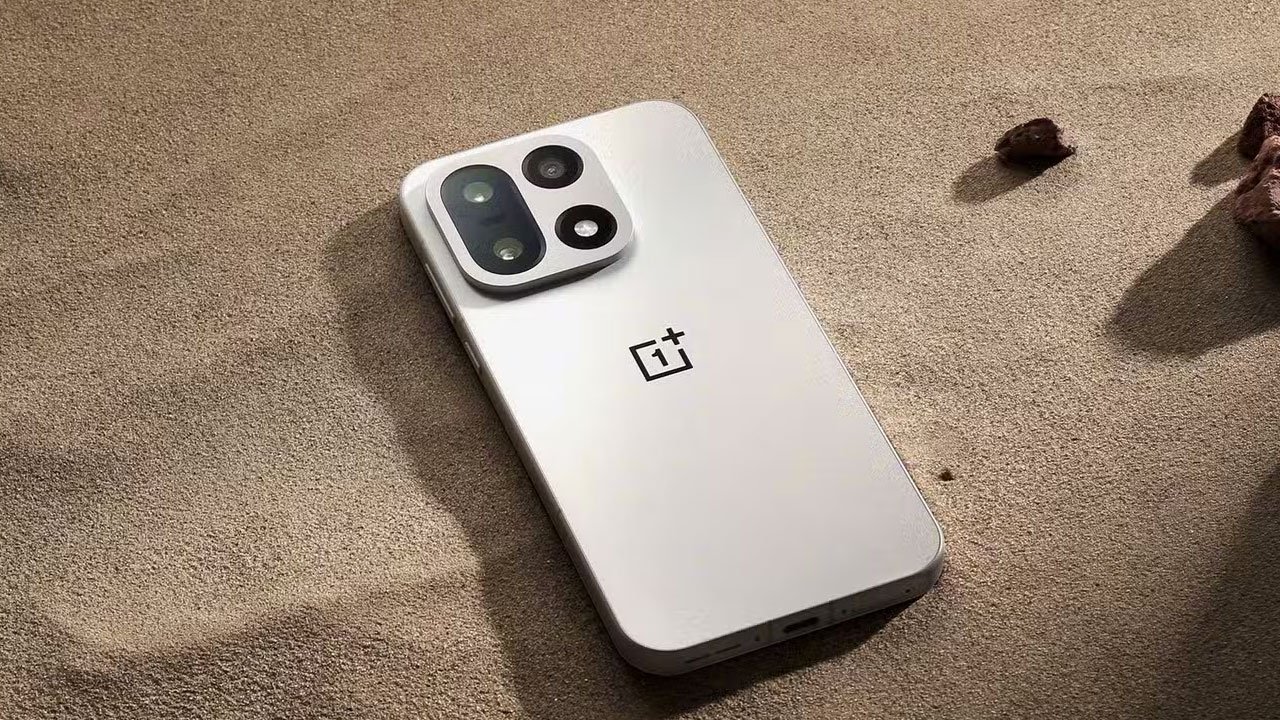 OnePlus 16: 2nm İşlemci, LPDDR6 Bellek ve 200 MP Kamera ile Geleneksel Sınırları Zorlayan Amiral Gemisi