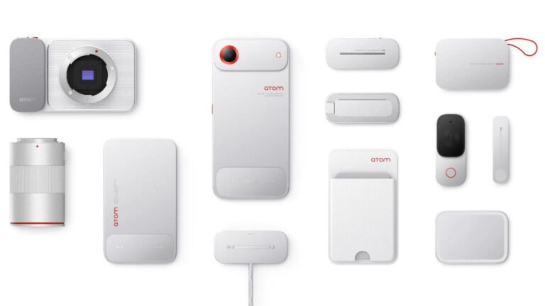 TECNO Modüler Telefon Konsepti: İnce Tasarım, Değiştirilebilir Modüllerlerle Genişleyen Fonksiyonlar