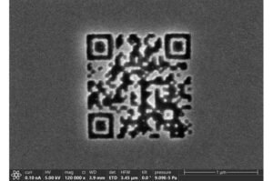 TU Wien ve Cerabyte’dan Mikro Boyutta QR Kod: Seramik Üzerine Yazılan Verinin Yüzyıllar Boyunca Saklanması