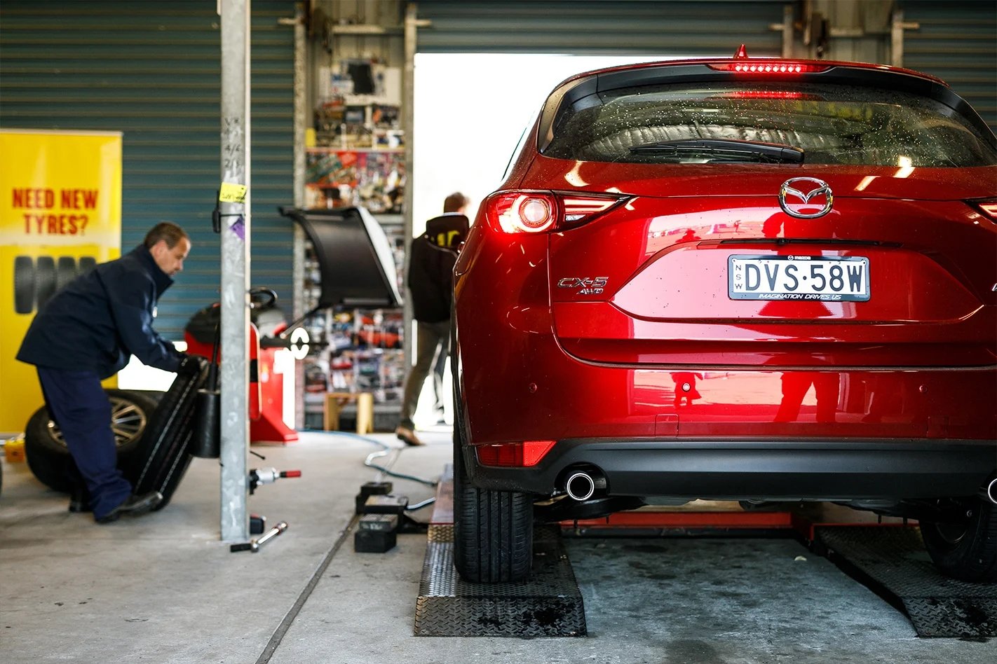 Yapay Zeka Destekli Tamirler: Otomotivden Ev İşlerine Uzman Tavsiyesi ve Riskler