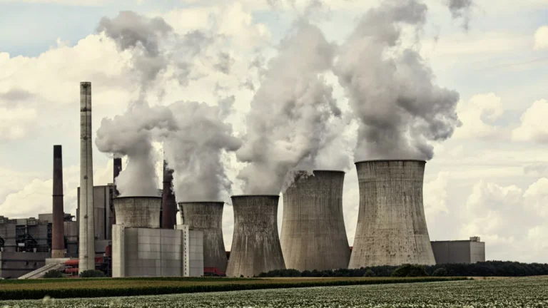 Yapay Zeka ve Enerji Talebi: Politikaların Kesiştiği Noktada Çevresel Riskler ve Enerji Güvencesi
