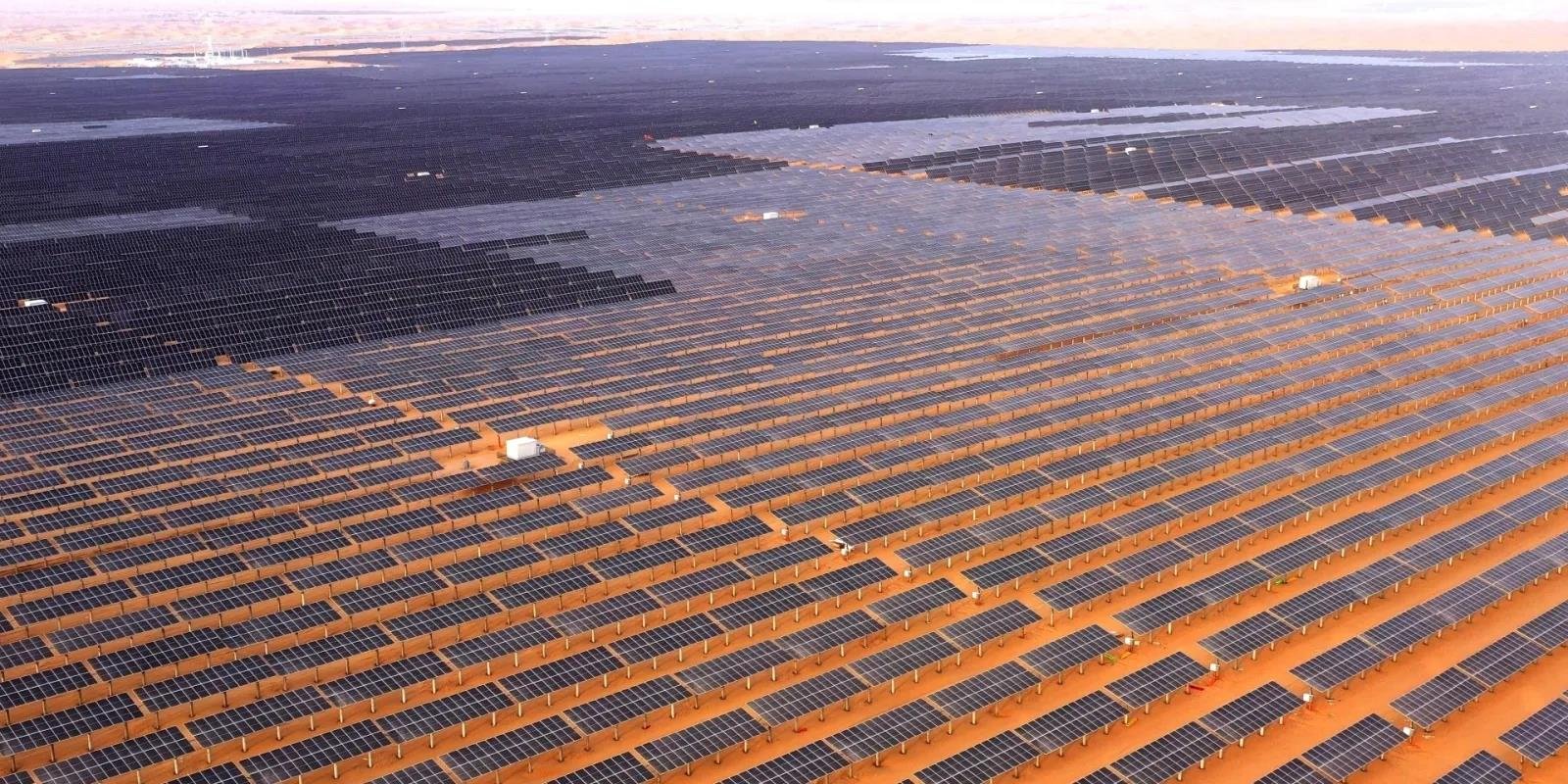 2025 Küresel Enerji Dönüşümünde Yenilenebilir Güçler Zirvede: Bölgesel ve Teknolojik Ayrıntılar