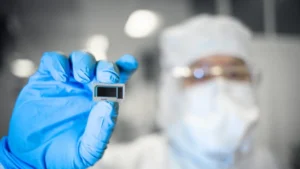 Apple-Intel Anlaşması ve ABD-Bazlı Üretim Stratejisi: Tedarik Zincirinde Yeni Bir Denge