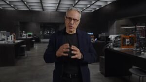 Apple’da Donanım Yönetiminde Yeni Dönem: Srouji, Donanım ve Teknolojilerden Sorumlu Başkan Yardımcısı Oldu