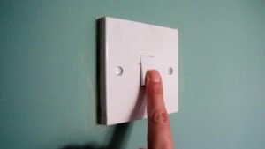 Avrupa Elektrik Piyasalarında Negatif Fiyatlar Artıyor: Almanya ve Akdeniz’ya Kaynaklı Buzdağı mı?