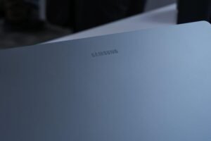 Galaxy Book 6 Edge: İnce Tasarım ve Yapay Zeka Desteğiyle Üstün Performans