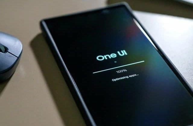 Galaxy S25 İçin One UI 8.5 Kararlı Güncelleme Yolculuğu: Beta Sonu ve Yayın Süreci