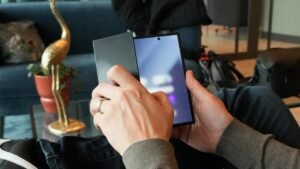 Galaxy Z TriFold ve Z TriFold 2: Katlanabilirlikte Yeni Dönem ve Gelecek Planları