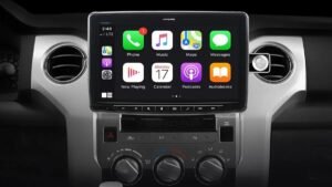 Google Meet, Apple CarPlay Entegrasyonunda Sesli Konuşmalar için Park Edilmiş Modu Benimseyerek Geliyor