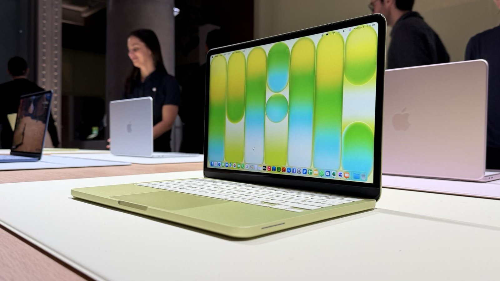 MacBook Neo: Uygun Fiyatlı Dizüstü Bilgisayarın Beklenmedik Büyüyen Taleplere Yanıtı