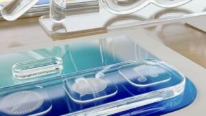 macOS 27 ile Liquid Glass İyileştirmeleri ve Yapay Zeka Entegrasyonları