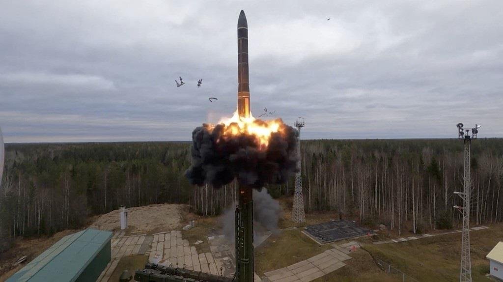 R8-28 Sarmat: Rusya’nın Stratejik Nükleer Modernizasyonunun Yeni Bloku