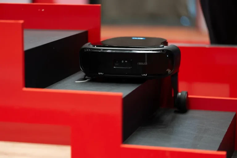 Roborock’un Yeni Nesil Temizlik Ekosistemi: Saros 20’den H60 Serisi’ne Kapsamlı İnovasyon
