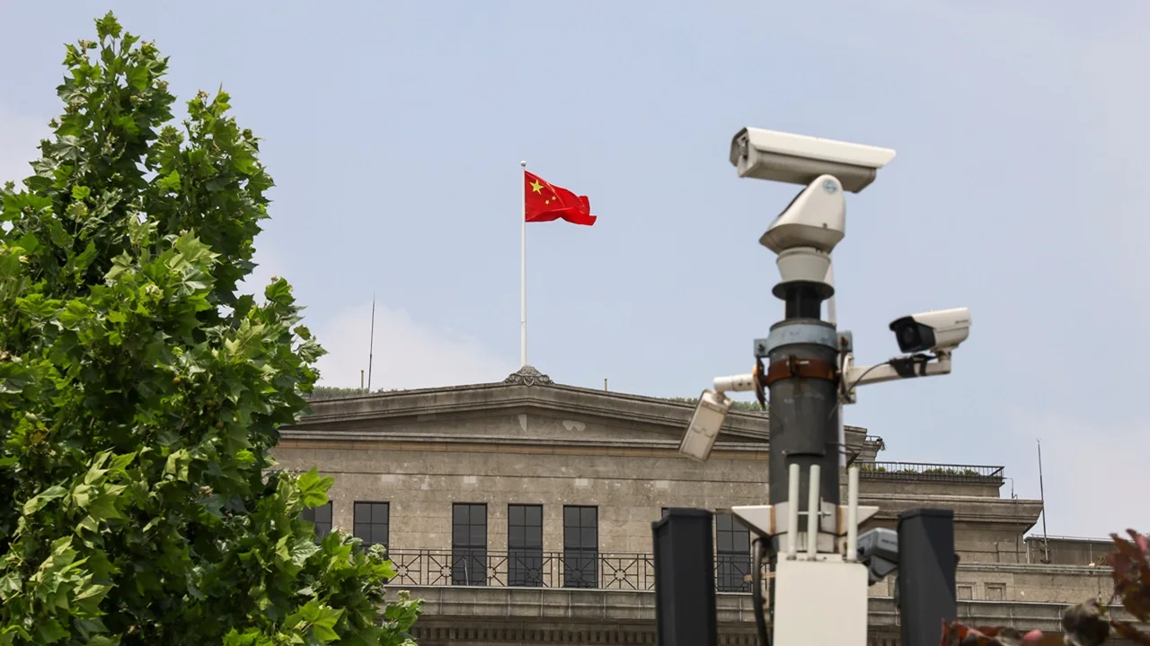 Çinli Casusların İş Platformlarını Kullanarak Gizli Bilgileri Toplama Stratejisi