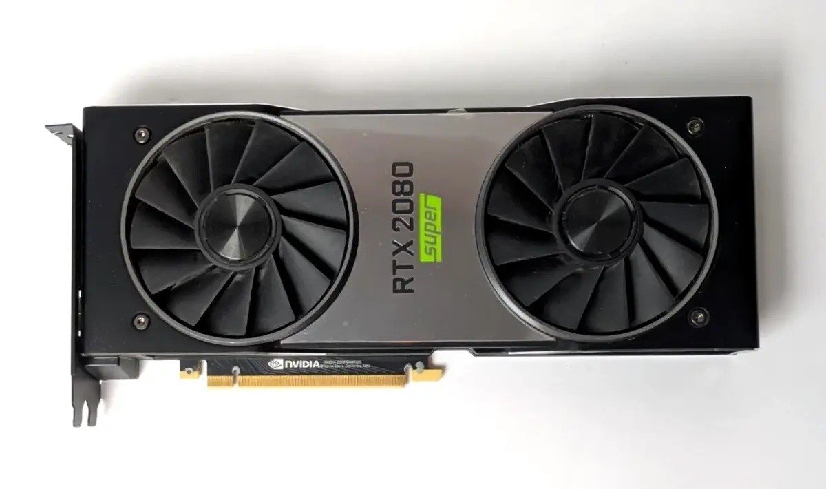 GeForce RTX 2080 Ti SUPER Prototipi: Nvidia'nın Gizli Tasarımının Doğuşu