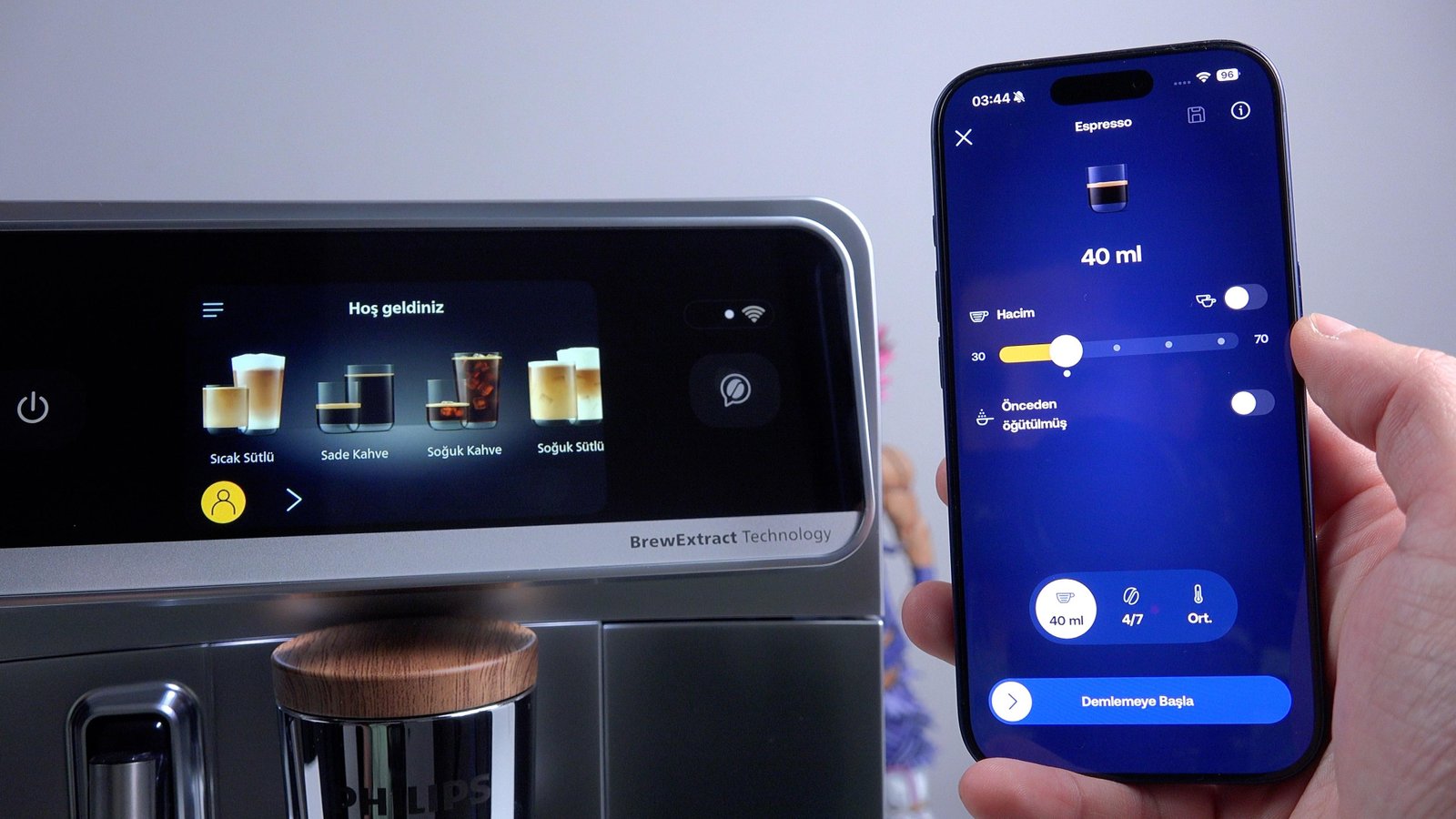 Philips Café Aromis 8000 Serisi: Evde Kahve Deneyimini Yapay Zeka ile Yeniden Şekillendiren Tam Otomatik Makine