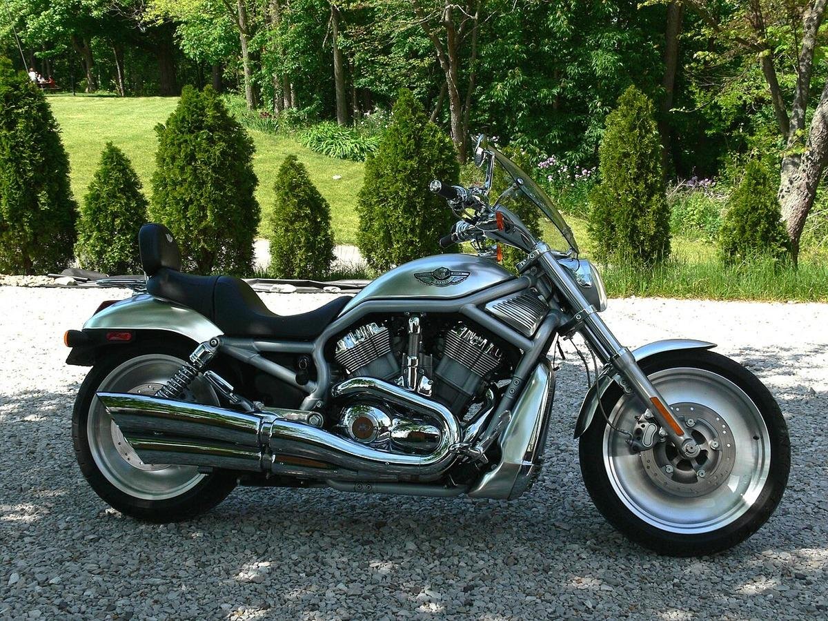 Harley-Davidson Sesinin Sırrı: V-Twin Motorun Ritmi ve Rölantideki Özgün Vuruşu